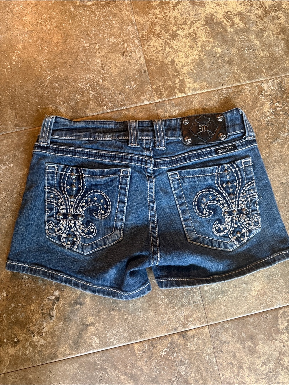 Miss Me Size 28 Fleur de Lis Rhinestone Denim Shorts